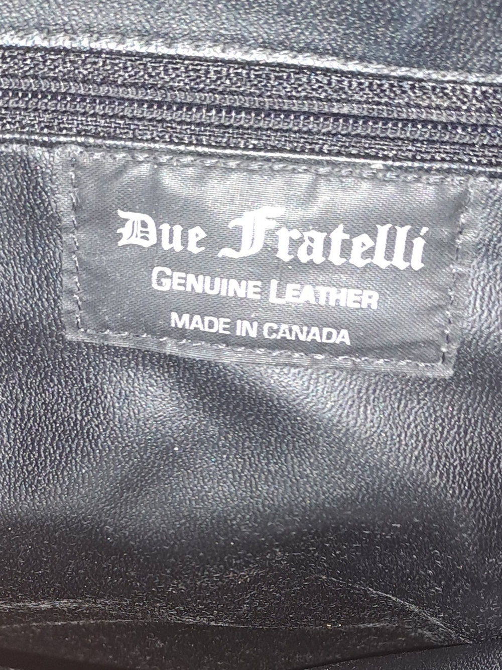 Due Fratelli Black Embossed Leather Shoulder Bag - Picture 2 of 3